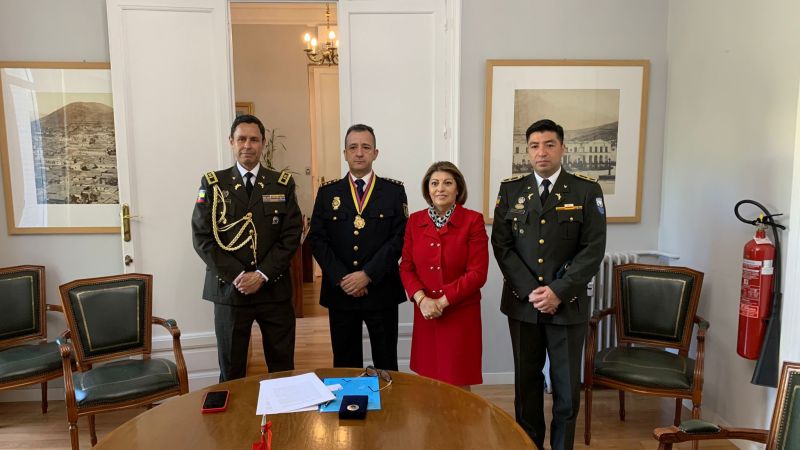 El director de EUROFRONT recibió una condecoración por el compromiso con la seguridad y cooperación internacional en Ecuador