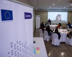 Through the IOM and together with the Ecuadorian Interior Ministry, EUROFRONT promotes monitoring and registration systems on human trafficking and migrant smuggling