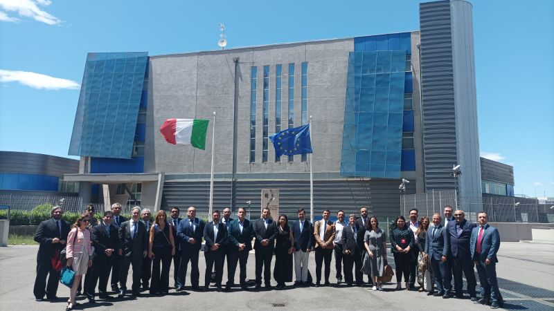 Altos cargos de siete países latinoamericanos estudian la gestión fronteriza de la UE tras su visita a Roma